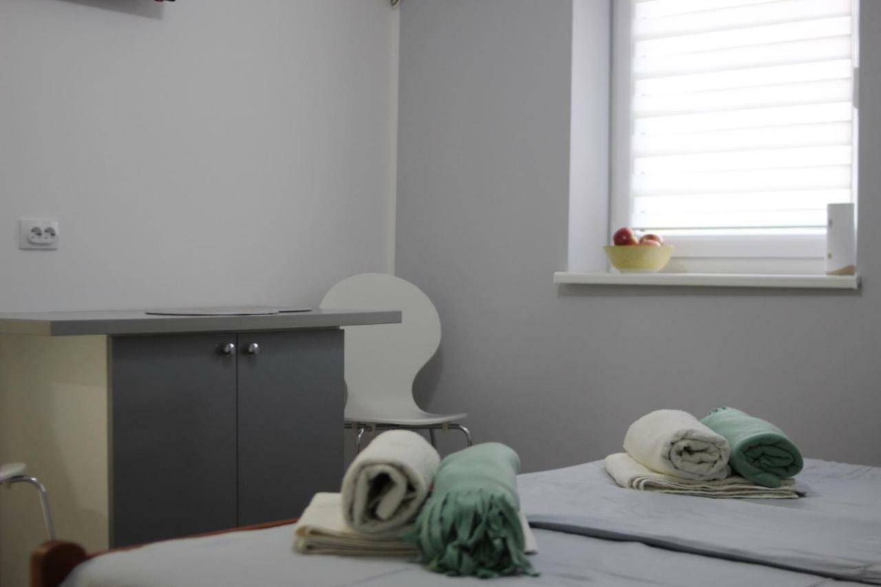 S. A. L. Prenociste Appartement Zrenjanin Buitenkant foto